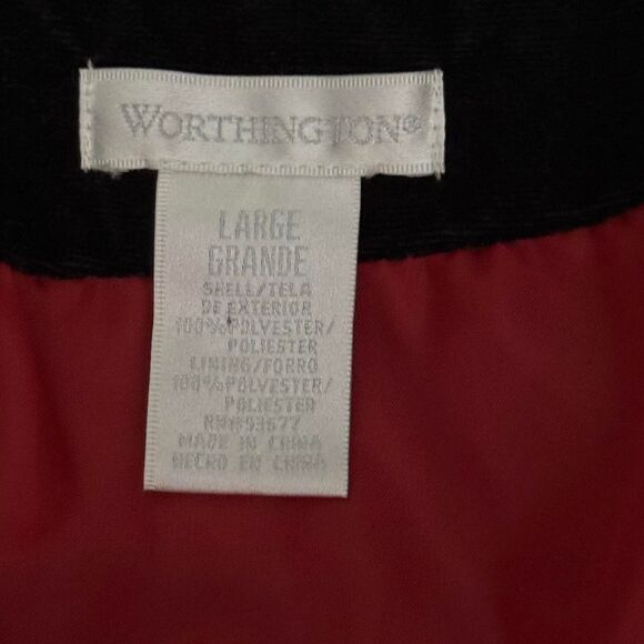 Vintage black velvet ruffled puff sleeve cropped jacket. - Picture 5 of 8